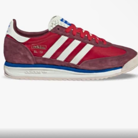 Adidas sl72 new in box size 7 womens - Picture 2 of 2